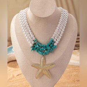 Pearl star fish necklace